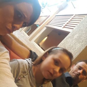 Meet your Posher, Elizabeth